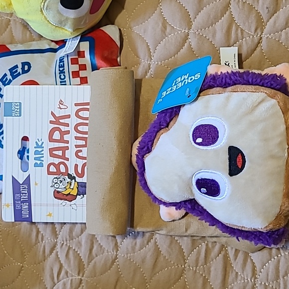 🐶 Lot of BARK Box Dog Toys - Picture 6 of 9